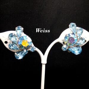 Vintage Weiss Blue AB Rhinestone Clip Earrings Rhodium Plated
